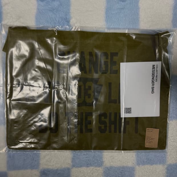 컬렉트피시스 CML 메신저백 올리브그린