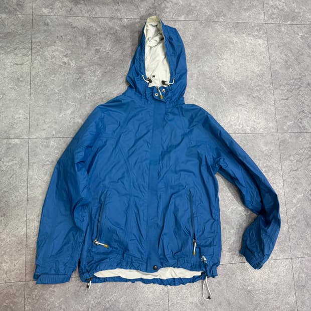 나이키 agc 바람막이