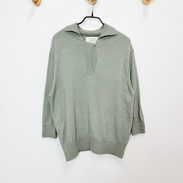 낫띵리튼 버튼 카라니트