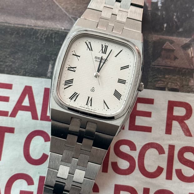 Seiko 세이코 Square Quartz TV 스크린