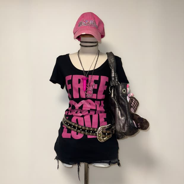 Sorridere 핑크 레터링 갸루 탑