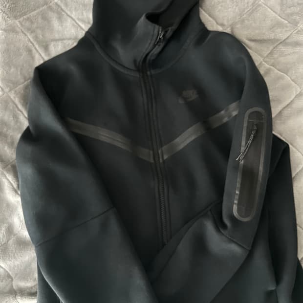 나이키 테크팩 S사이즈