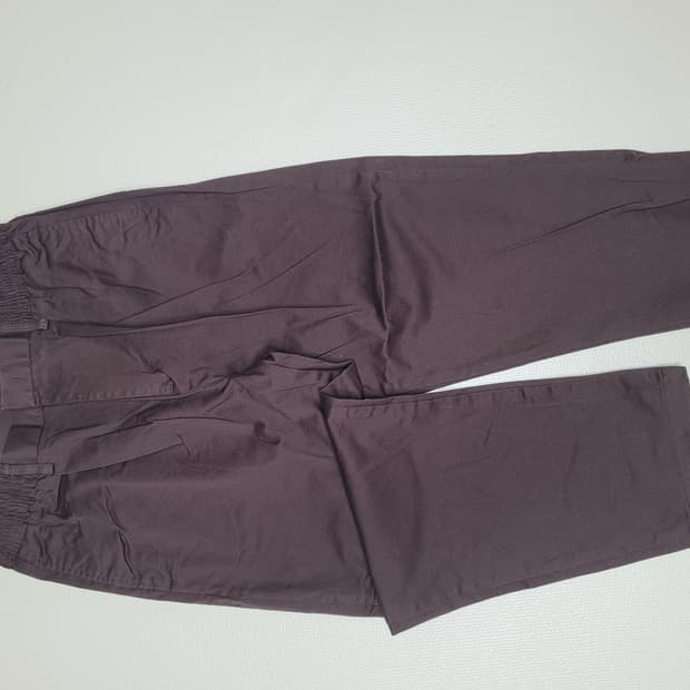 스파오 SPAO 남자 사이드밴드 치노 34 버건디