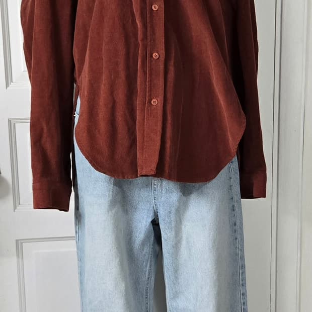 We are 위아 코듀로이 셔츠