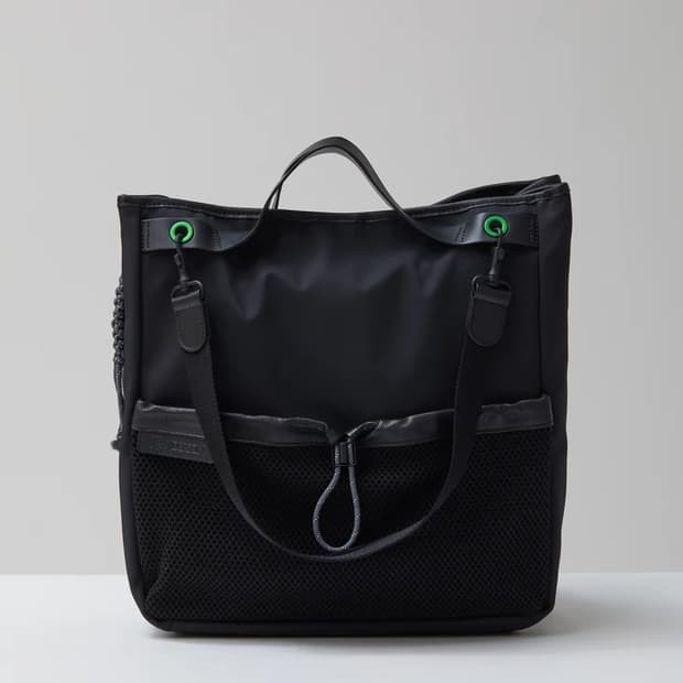 JW Anderson 블랙 나일론 토트 백 (크기변형)