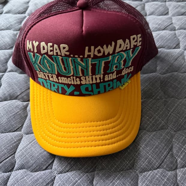 캐피탈 트러커캡