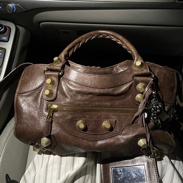 발렌시아가 모터백