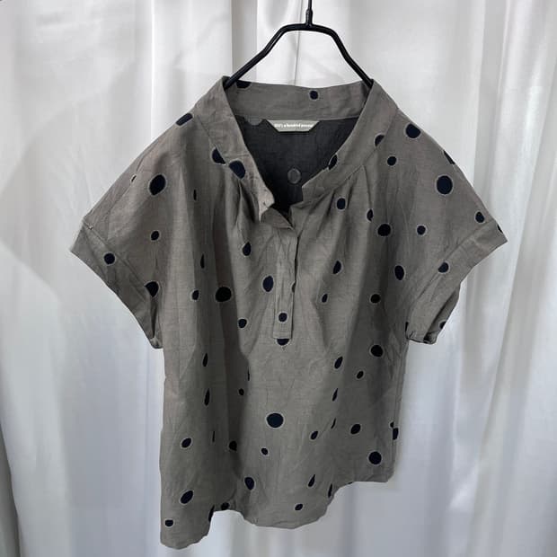 vintage dot pattern blouse 