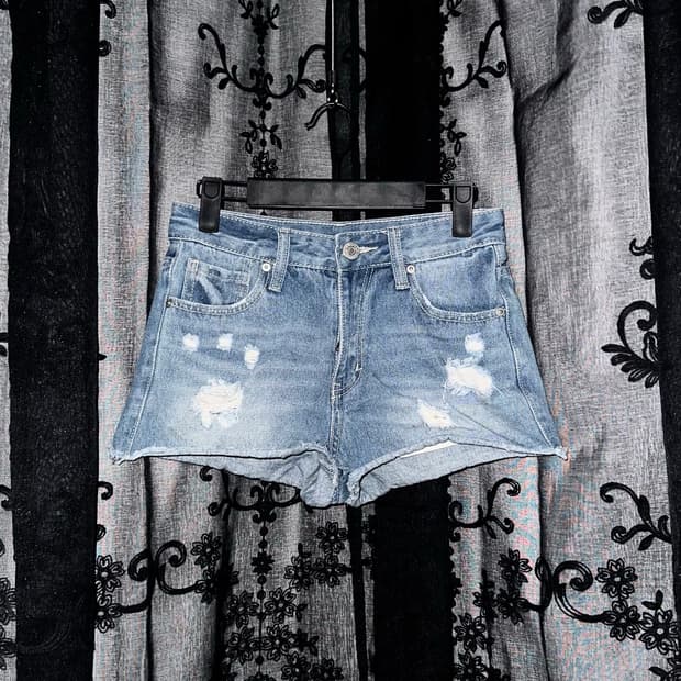 blue distressed denim shorts