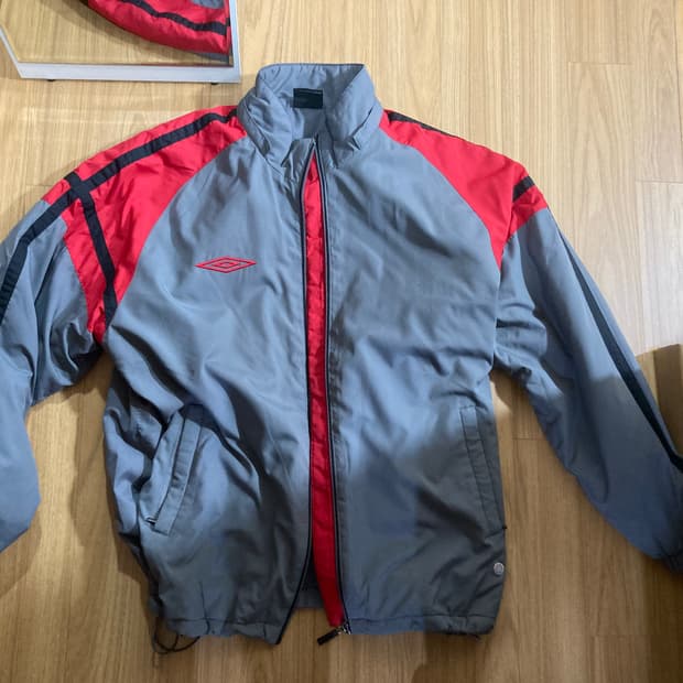 엄브로 점퍼 판매