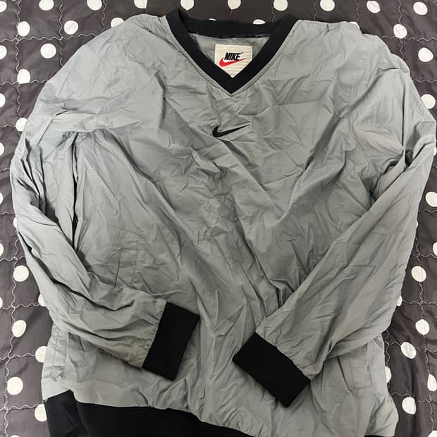 나이키 V넥 바람막이 아노락 y2k 회색 그레이