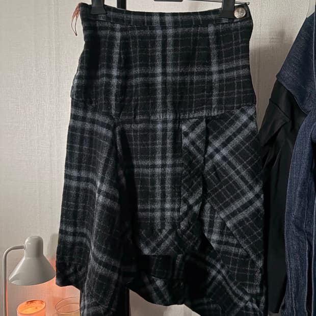 비비안웨스트우드 vivienne westwood 비대칭 스커트