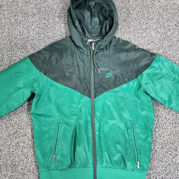 나이키 윈드러너 후드 집업 (그린 배색)