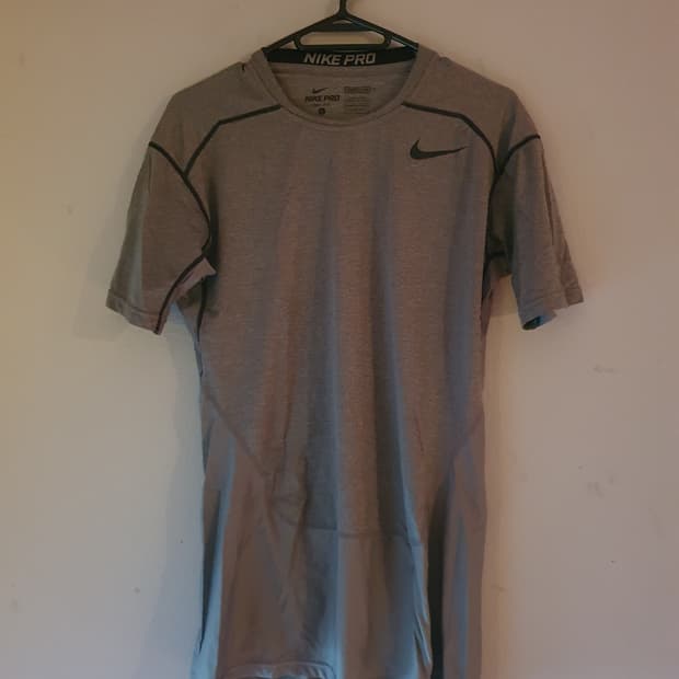 Nike 나이키 DRY-FIT 기능성 머슬핏 티셔츠)105