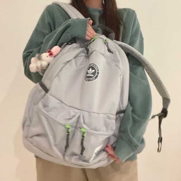 아디다스 트레포일 3.0 백팩 그레이 세미 플래쉬 그린