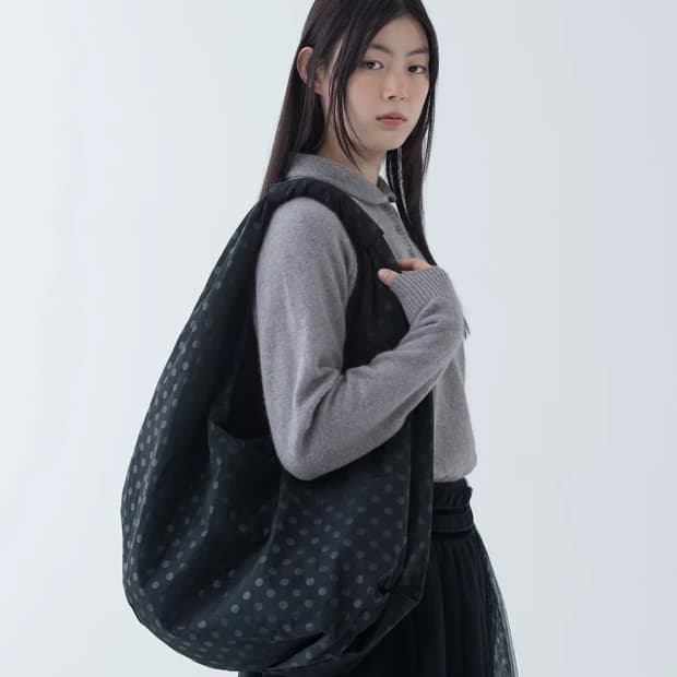 오헤시오 도트백 패딩백