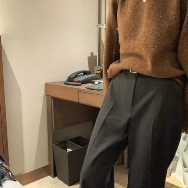 ounce 온스 브이넥 니트