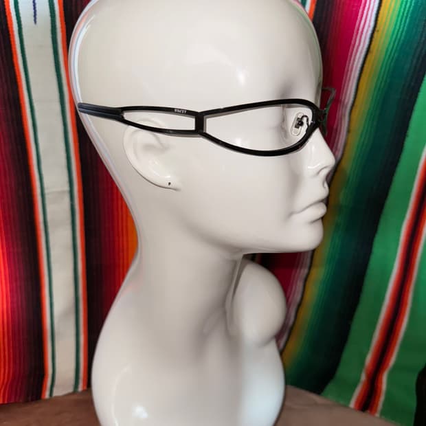 Black two oval frame curved Glasses