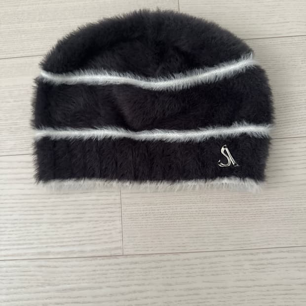 에프터아워즈 비니