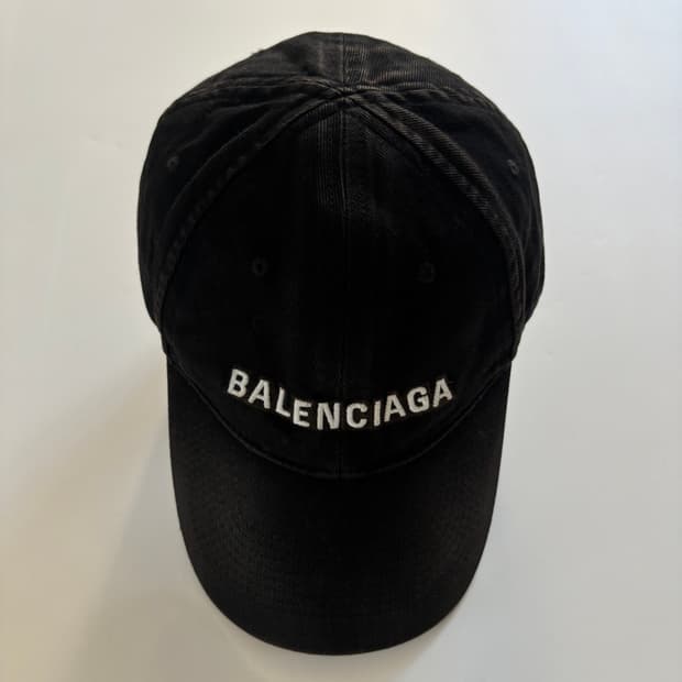 Balenciaga 발렌시아가 블랙 로고 캡 