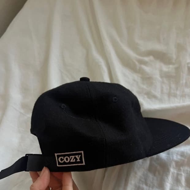 Team cozy b&y 팀 코지 뷰티앤유스 캡 모자