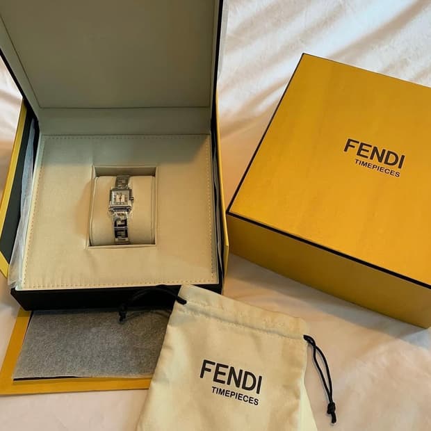 펜디 뉴콰드로 여성용 시계