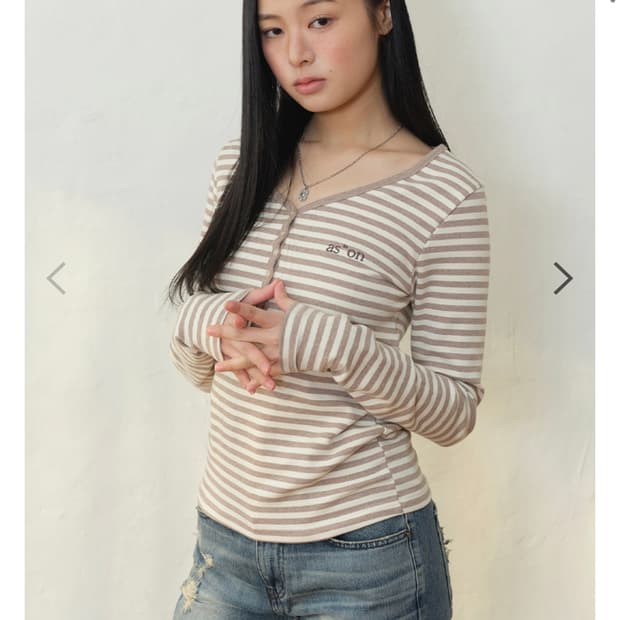 애즈온 엘렌 스트라이프 티