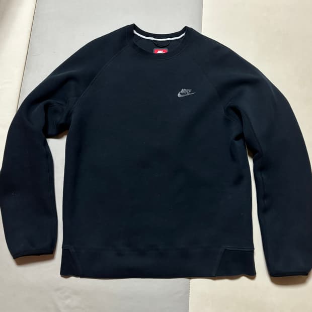 나이키 테크팩 맨투맨(L)