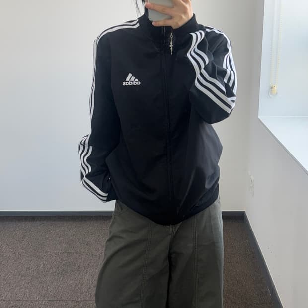 Adidas 아디다스 삼각로고 블랙 바람막이