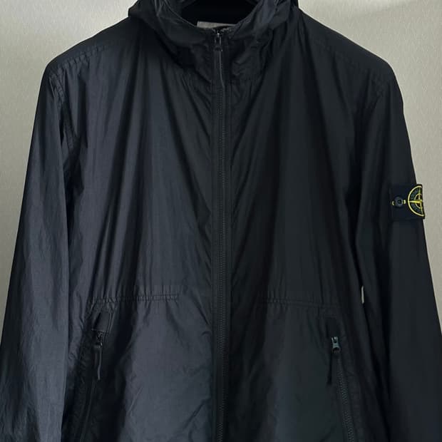스톤아일랜드 가먼트 크링클랩스 자켓 23ss M(100)
