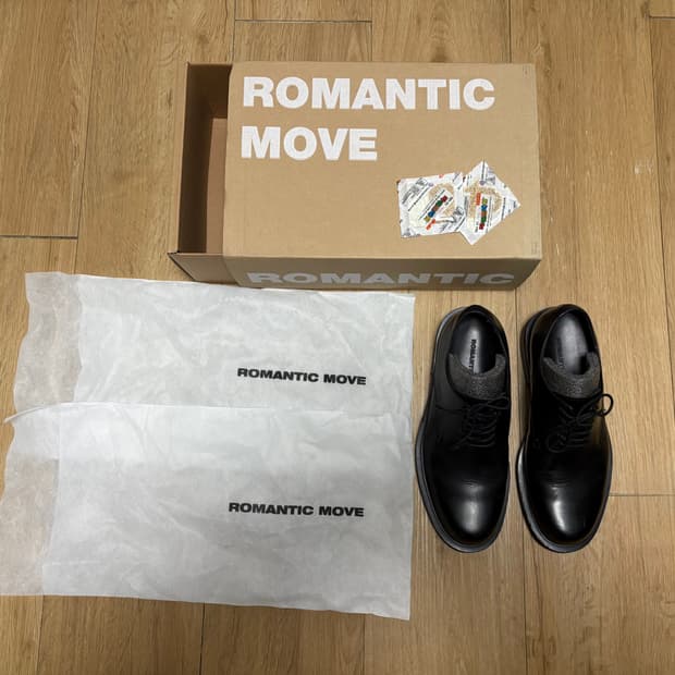 로맨틱무브 더비 슈즈 블랙