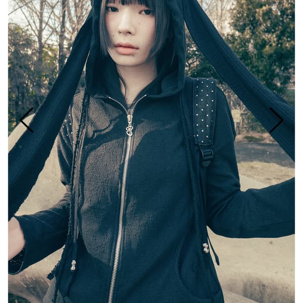 허그유어스킨 Togging hoodie zip-up (Black)