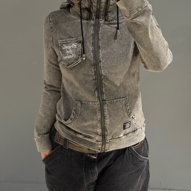 Backs washing layered hood zip-up