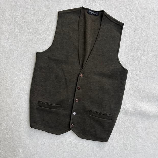 95 입생로랑 브라운 브이넥 니트 베스트 0331T