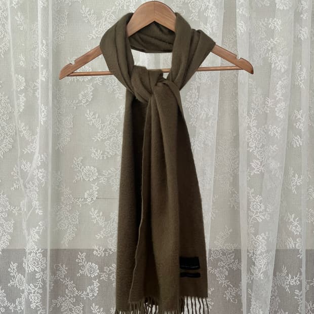 더 니트 컴퍼니 캐시미어 머플러 카키