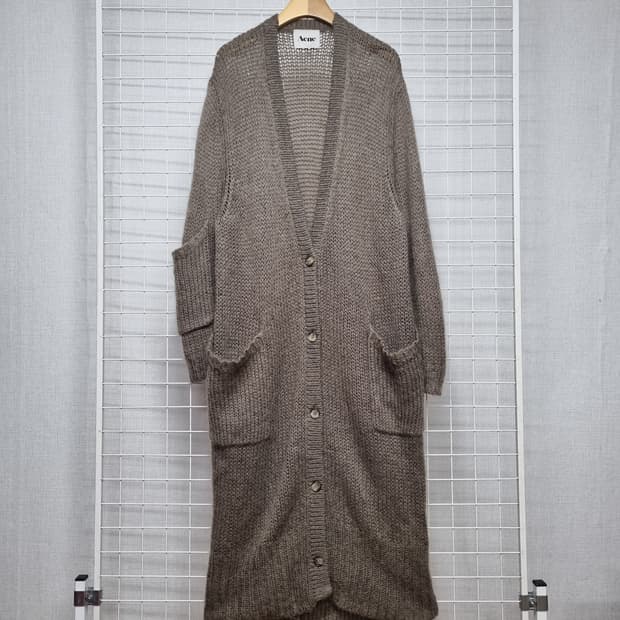 아크네 모헤어 니트가디건 