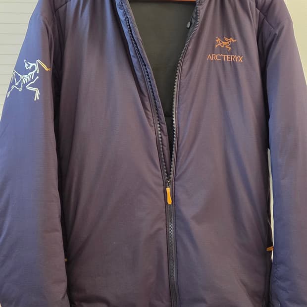 아크테릭스 아톰ar 빔즈 사이즈L 팝니다.