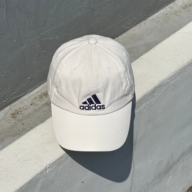 [M-L] 00s 아디다스 로고 화이트 볼캡 모자