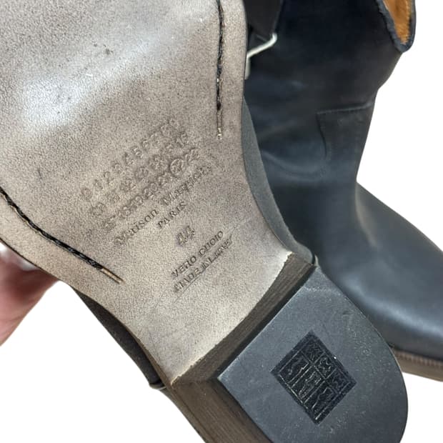 서울에서도 구매가능합니다.