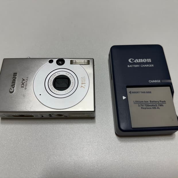 캐논 ixy10(ixus70) 판매합니다.