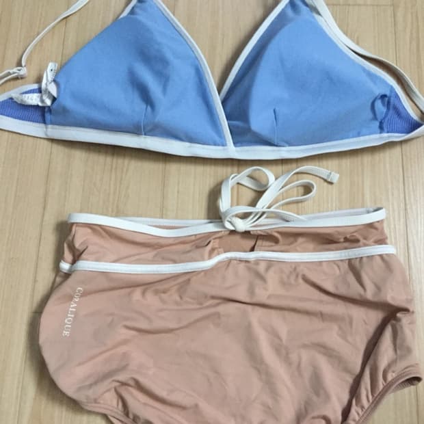 코랄리크 수영복 