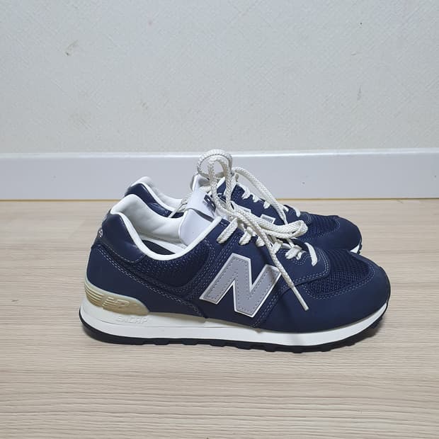 뉴발란스 포터리 574 레거시 260
