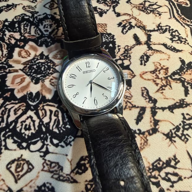 SEIKO 빈티지 쿼츠 시계