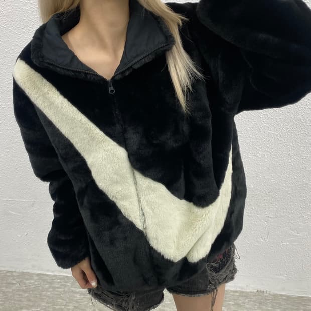 나이키 빅 스우시 블랙 퍼자켓 XL
