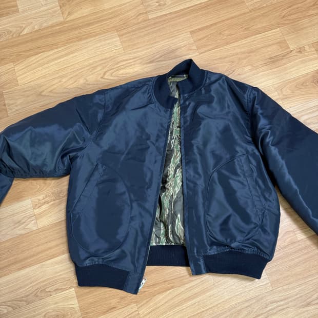 모덕트 덱자켓 (네이비, 40사이즈)