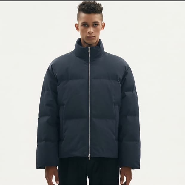 TNGT 티엔지티 세미오버핏 엑셀라 구스다운 점퍼 100