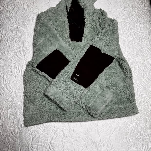 아크네 스튜디오 아노락 fleece