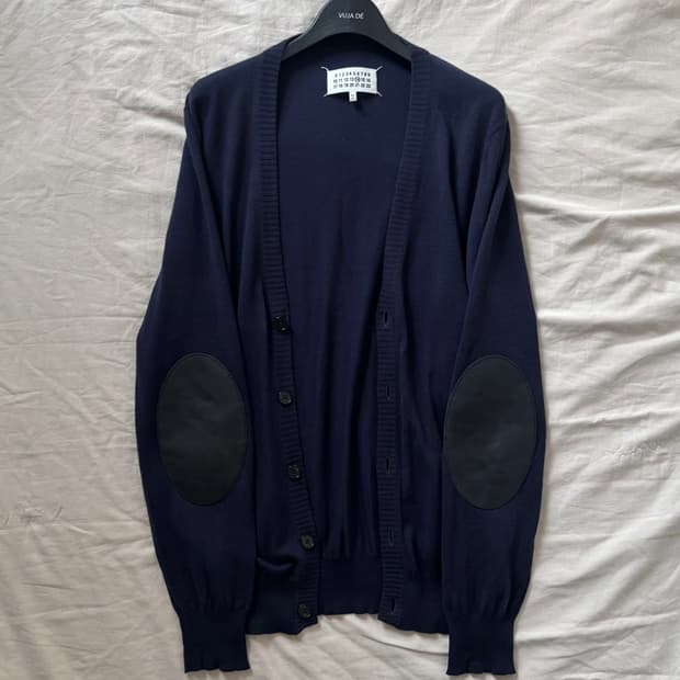 마르지엘라 엘보우 레더 가디건