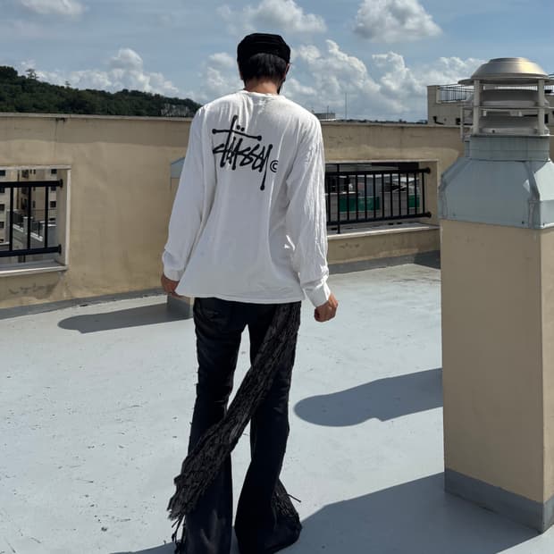 “Stussy” Logo Print White Sleeve