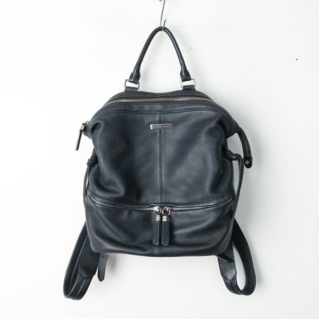 빠뜨리스브리엘 가죽 백팩